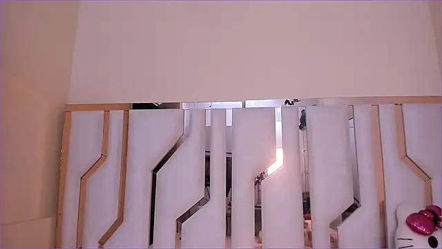 TifanyChill online show from November 2025 07:13:02 PM