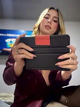 Jules Anderson online show from January 2026 11:17:01 PM