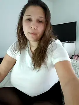 Snapshot of minette-sexy chatting on January 2025 04:17:02 PM minette-sexy online show from January 2025 04:17:02 PM