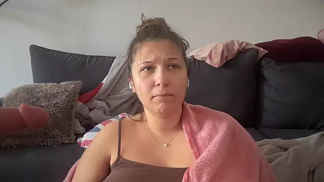 Snapshot of minette-sexy chatting on October 2025 11:33:02 AM minette-sexy online show from October 2025 11:33:02 AM