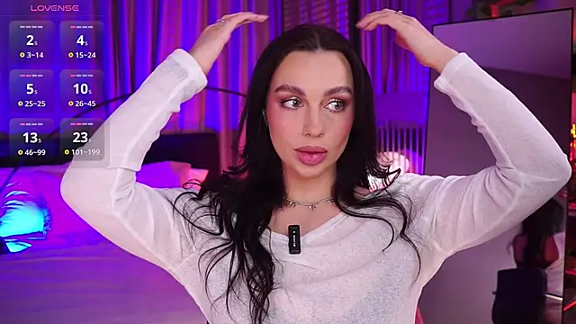 LunaNight online show from December 2025 08:35:01 PM