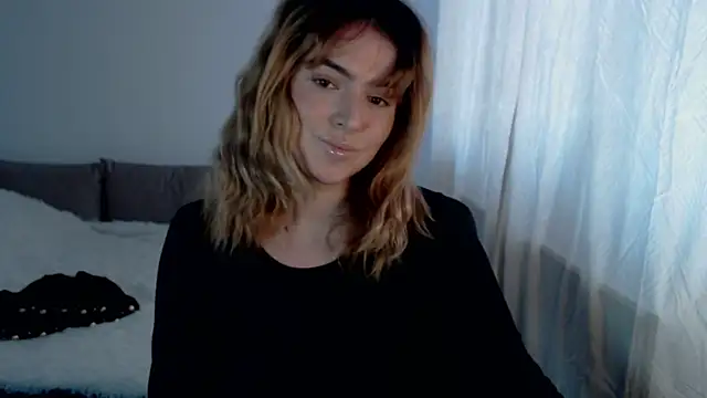 ChloeJewel1 online show from April 2026 05:04:02 AM