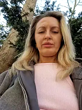 Snapshot of Miss____Mia_ chatting on March 2025 11:12:02 AM Miss Mia online show from March 2025 11:12:02 AM