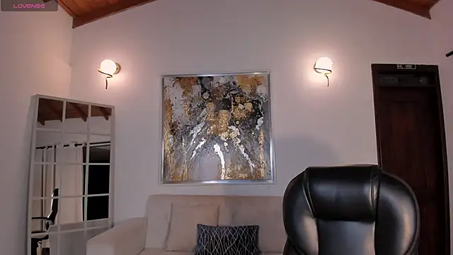 CorinneRusso online show from January 2025 04:18:02 AM