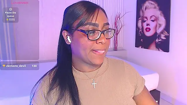 Snapshot of BlakmillerrGilson chatting on March 2025 11:22:01 PM BlakmillerrGilson online show from March 2025 11:22:01 PM