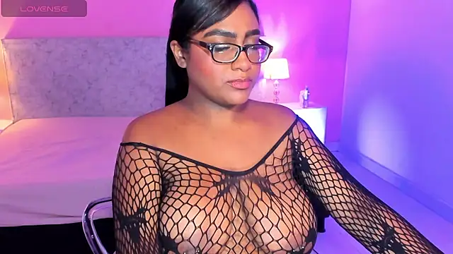 Snapshot of BlakmillerrGilson chatting on September 2025 07:31:01 AM BlakmillerrGilson online show from September 2025 07:31:01 AM