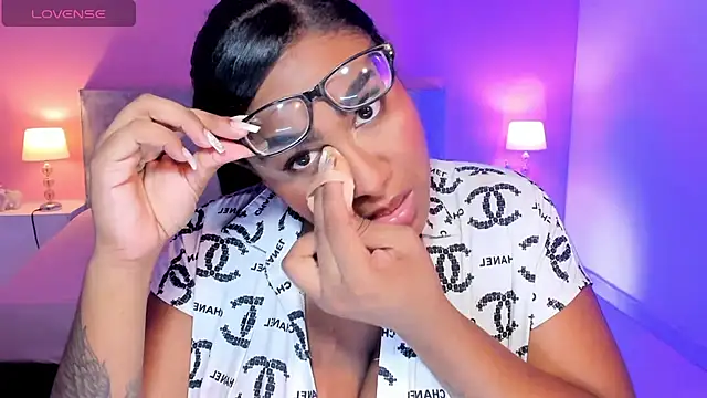 Snapshot of BlakmillerrGilson chatting on September 2025 07:51:02 PM BlakmillerrGilson online show from September 2025 07:51:02 PM