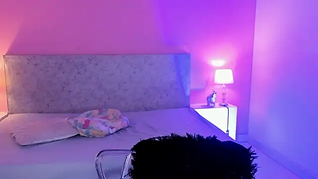 Snapshot of BlakmillerrGilson chatting on October 2025 07:01:02 PM BlakmillerrGilson online show from October 2025 07:01:02 PM