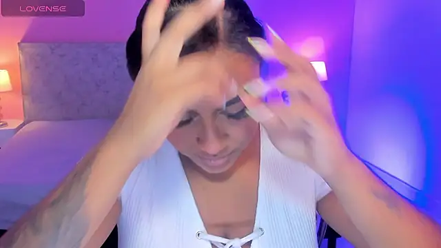 Snapshot of BlakmillerrGilson chatting on October 2025 08:00:02 PM BlakmillerrGilson online show from October 2025 08:00:02 PM