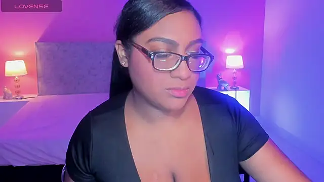 Snapshot of BlakmillerrGilson chatting on November 2025 08:00:01 PM BlakmillerrGilson online show from November 2025 08:00:01 PM