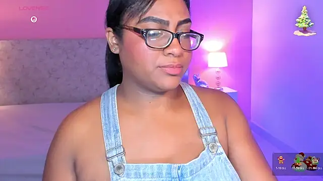 Snapshot of BlakmillerrGilson chatting on December 2025 07:53:01 PM BlakmillerrGilson online show from December 2025 07:53:01 PM