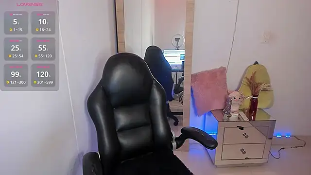 Snapshot of hellensexy chatting on November 2025 09:39:01 PM hellensexy online show from November 2025 09:39:01 PM