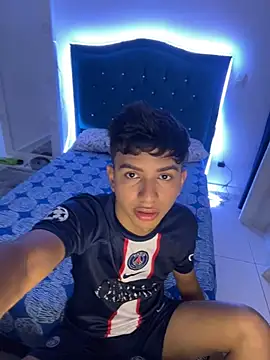 Leonarrrd 01 online show from February 2025 02:59:02 AM