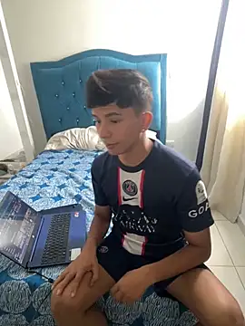 Leonarrrd 01 online show from March 2025 06:55:01 PM