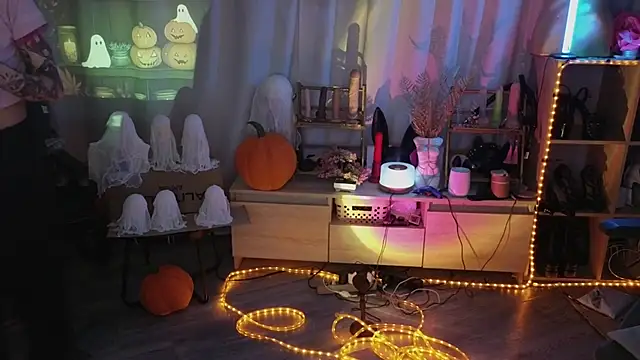 Kerry Kirk online show from October 2025 11:46:01 PM