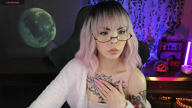 Kerry Kirk online show from April 2026 11:00:01 PM