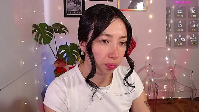 lilyy evanss online show from December 2024 09:57:01 PM