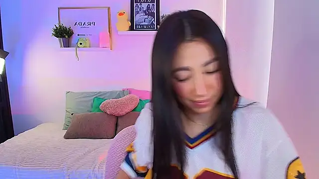 lilyy evanss online show from September 2025 09:18:01 PM