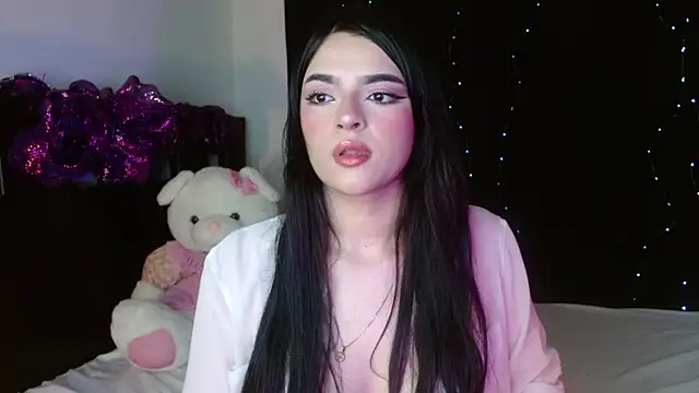 Snapshot of Anastasia1213 chatting on December 2024 10:58:02 PM Anastasia1213 online show from December 2024 10:58:02 PM