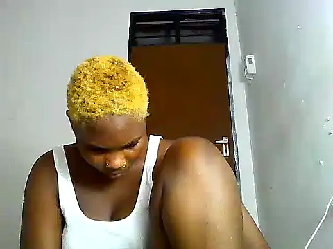 Snapshot of SexyKimberly23 chatting on October 2025 09:28:02 PM SexyKimberly23 online show from October 2025 09:28:02 PM