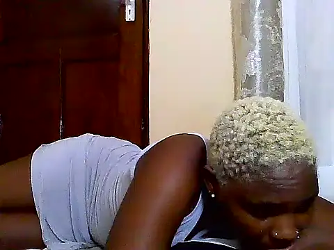 SexyKimberly23 online show from February 2026 07:43:01 PM