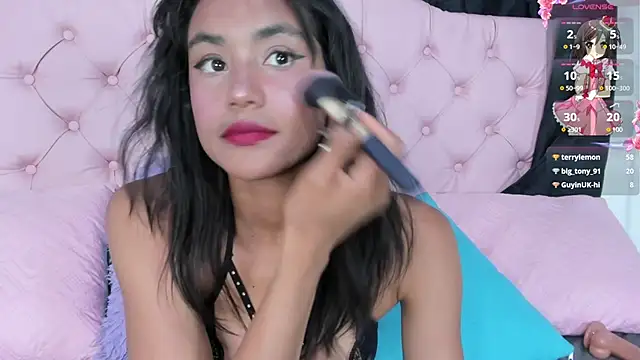 Snapshot of Applehot_LRR chatting on January 2025 08:22:01 AM Applehot LRR online show from January 2025 08:22:01 AM