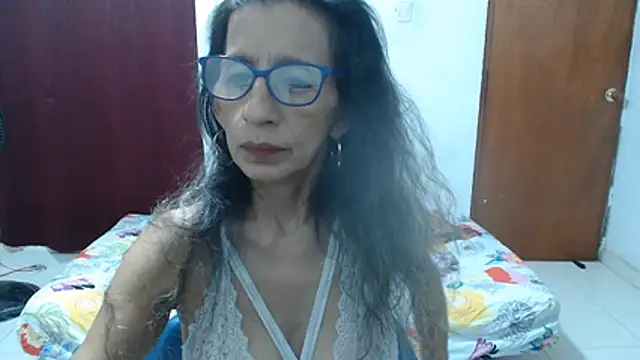 luz stella online show from June 2026 03:48:01 AM