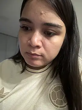 CamilaSofiia online show from June 2026 11:25:01 PM