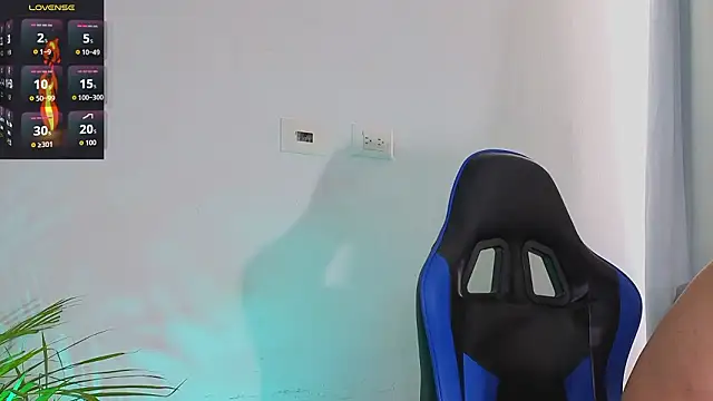 EdwardRoss  online show from March 2026 08:59:01 PM