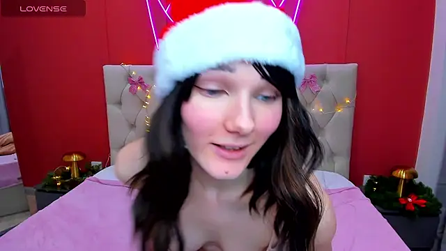 Snapshot of Lili_flowerr chatting on December 2024 12:34:01 PM Lili flowerr online show from December 2024 12:34:01 PM