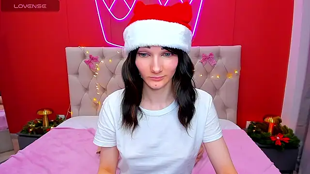 Snapshot of Lili_flowerr chatting on December 2024 07:48:02 AM Lili flowerr online show from December 2024 07:48:02 AM