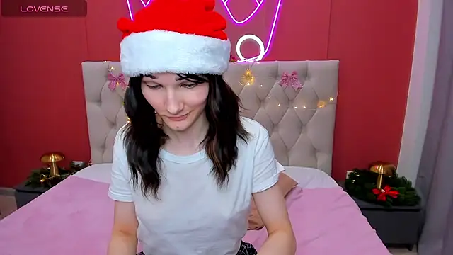 Snapshot of Lili_flowerr chatting on January 2025 03:29:02 PM Lili flowerr online show from January 2025 03:29:02 PM