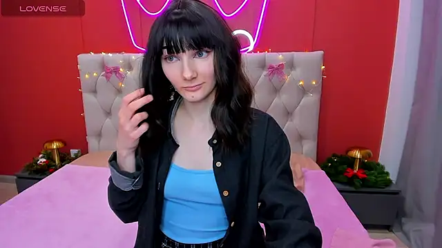 Snapshot of Lili_flowerr chatting on January 2025 12:40:01 PM Lili flowerr online show from January 2025 12:40:01 PM