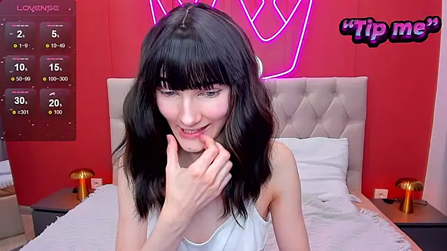 Snapshot of Lili_flowerr chatting on January 2025 09:04:01 AM Lili flowerr online show from January 2025 09:04:01 AM