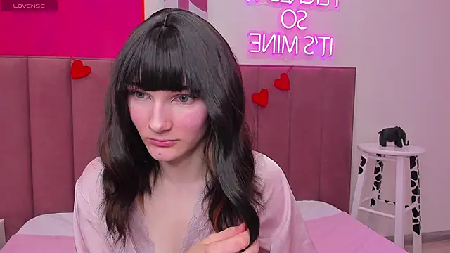 Snapshot of Lili_flowerr chatting on March 2025 10:06:02 AM Lili flowerr online show from March 2025 10:06:02 AM