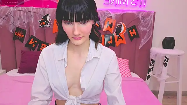 Snapshot of Lili_flowerr chatting on October 2025 11:12:02 AM Lili flowerr online show from October 2025 11:12:02 AM