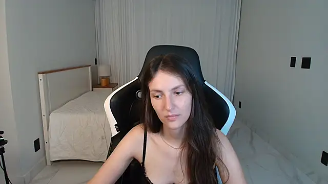 upssnowy online show from May 2026 12:19:01 AM