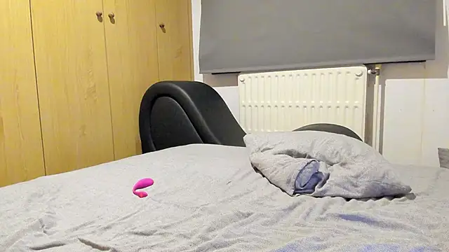 Snapshot of Sheandhim23 chatting on January 2025 04:52:01 AM Sheandhim23 online show from January 2025 04:52:01 AM