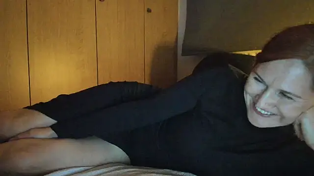 Snapshot of Sheandhim23 chatting on March 2025 04:34:02 AM Sheandhim23 online show from March 2025 04:34:02 AM