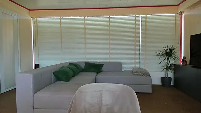 Snapshot of Sheandhim23 chatting on March 2025 10:32:01 AM Sheandhim23 online show from March 2025 10:32:01 AM