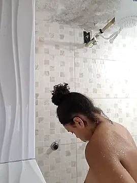 Snapshot of Julia_Pretinha chatting on October 2025 01:28:01 AM Julia Pretinha online show from October 2025 01:28:01 AM