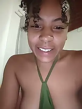 Snapshot of Julia_Pretinha chatting on November 2025 12:16:02 PM Julia Pretinha online show from November 2025 12:16:02 PM