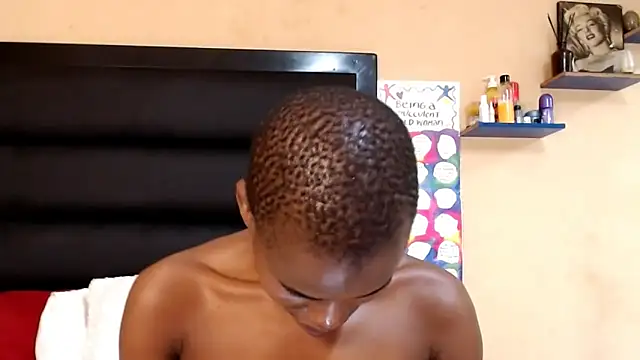 Snapshot of LongPussyLipsxx chatting on January 2025 08:47:02 AM LongPussyLipsxx online show from January 2025 08:47:02 AM