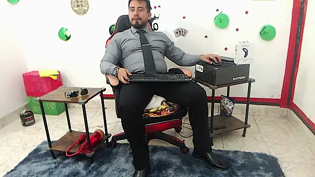 Snapshot of KalethBigDick chatting on May 2026 03:23:02 AM KalethBigDick online show from May 2026 03:23:02 AM
