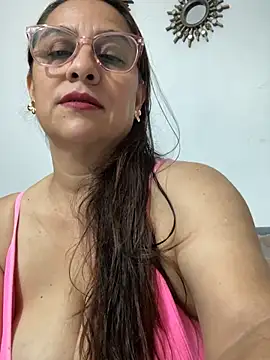 Snapshot of brendasexywet chatting on October 2025 07:47:01 PM brendasexywet online show from October 2025 07:47:01 PM