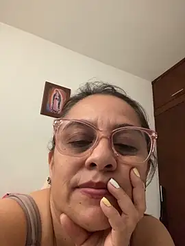 Snapshot of brendasexywet chatting on October 2025 05:35:02 PM brendasexywet online show from October 2025 05:35:02 PM