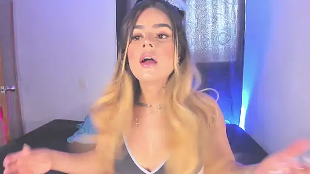 AmyStevenss online show from September 2025 09:59:02 PM