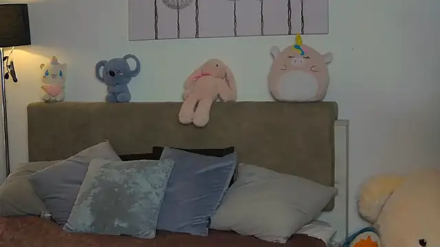 Snapshot of CassKiera chatting on November 2025 05:57:02 AM CassKiera online show from November 2025 05:57:02 AM