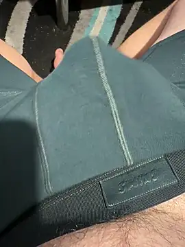 Snapshot of Kissoks1@xh chatting on February 2026 07:35:01 PM Kissoks1xh online show from February 2026 07:35:01 PM