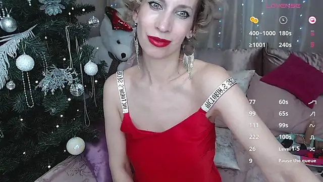 Snapshot of AdrianaSea chatting on December 2024 11:55:02 AM AdrianaSea online show from December 2024 11:55:02 AM